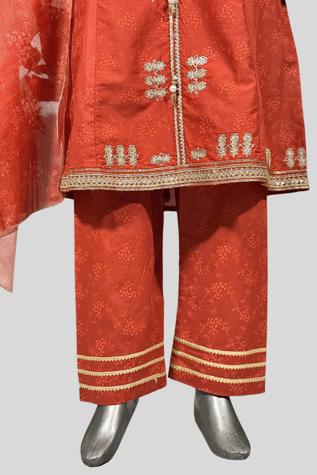 Embroidered 3-Piece Suit - Image 3