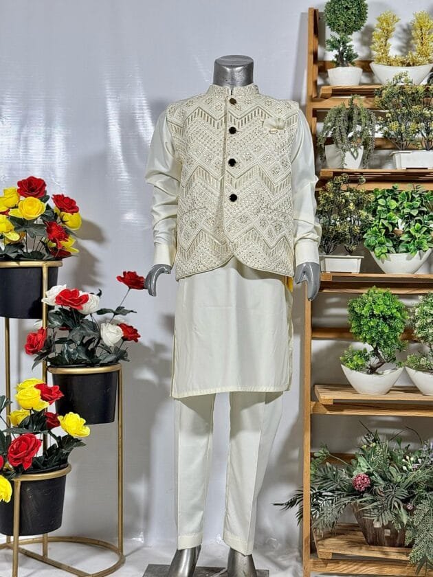 Boys Suit with Waistcoat - Image 2